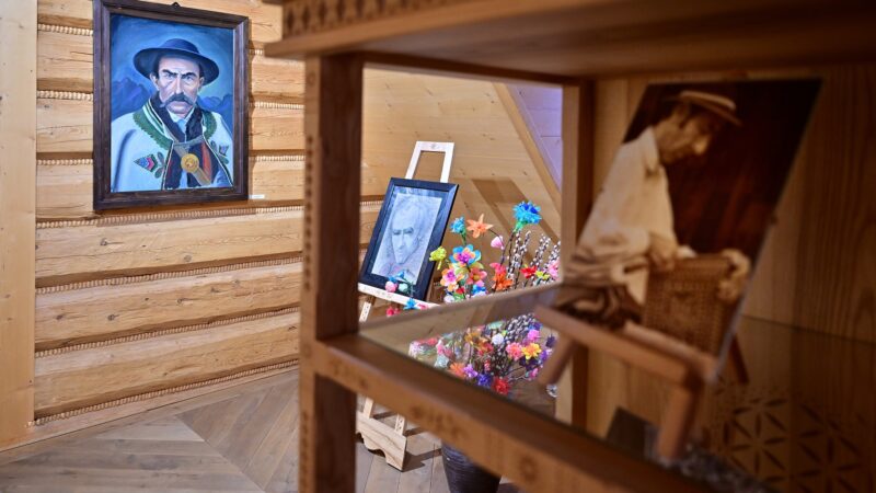 Obrazek wpisu - Fundacja Ściana Tatr objęła patronat medialny nad&nbsp;wystawą „Zdzisław Walczak. Kronikarz naszej tradycji”